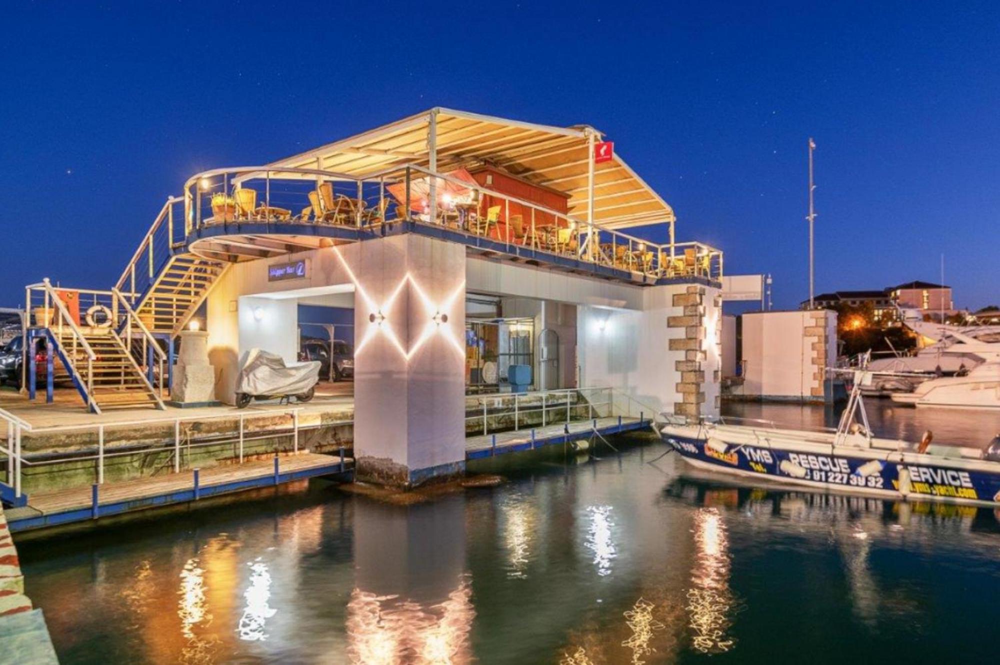 House Boat Oliva - Floating House Villa Pula Ngoại thất bức ảnh