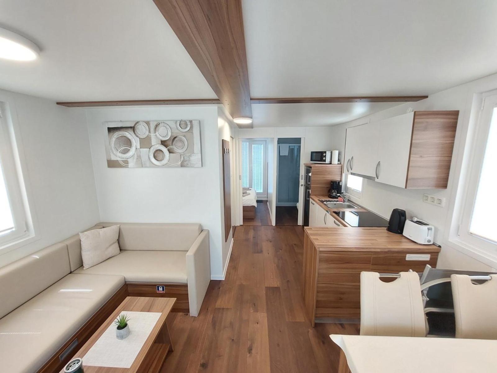 House Boat Oliva - Floating House Villa Pula Ngoại thất bức ảnh