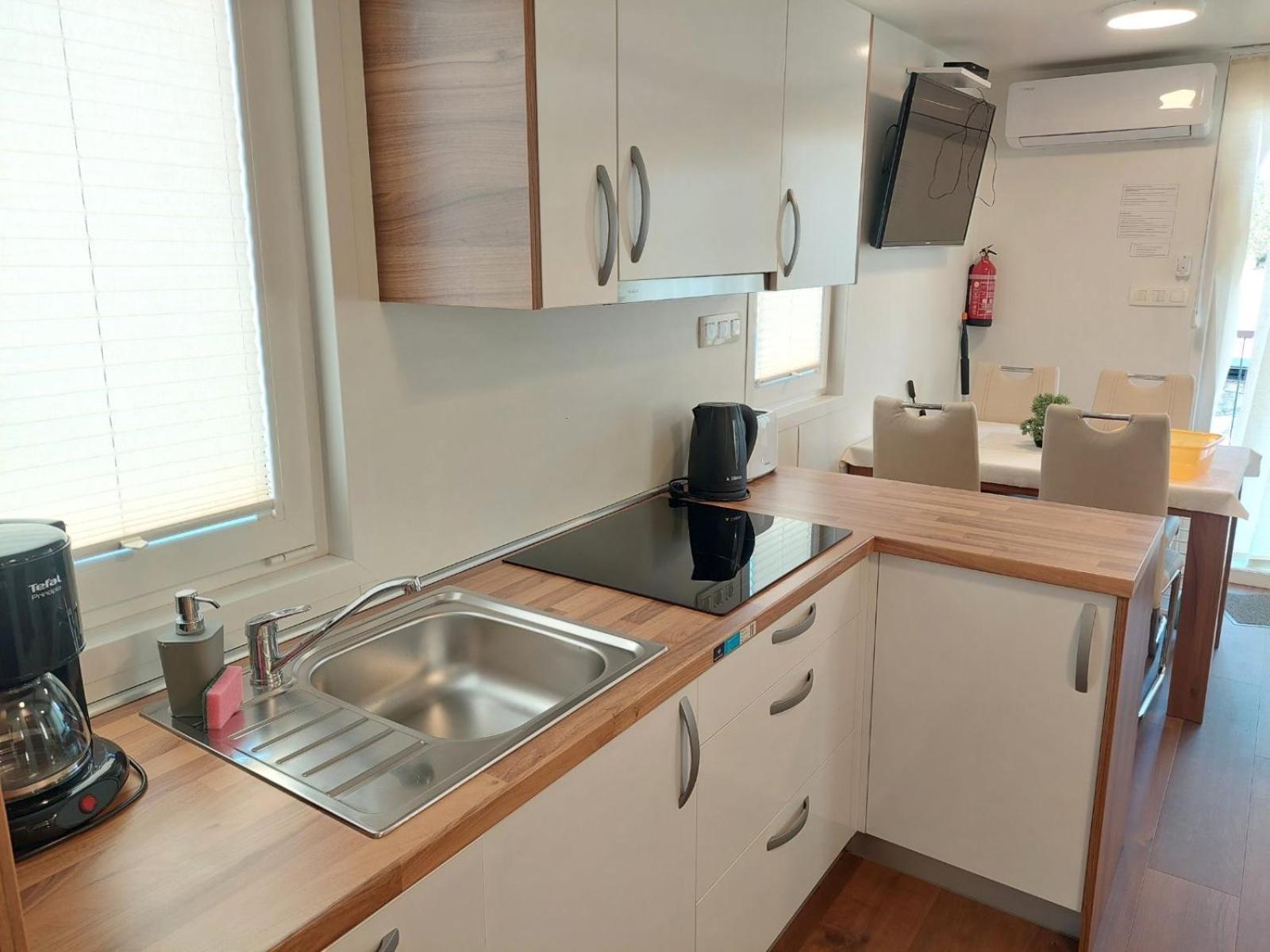 House Boat Oliva - Floating House Villa Pula Ngoại thất bức ảnh